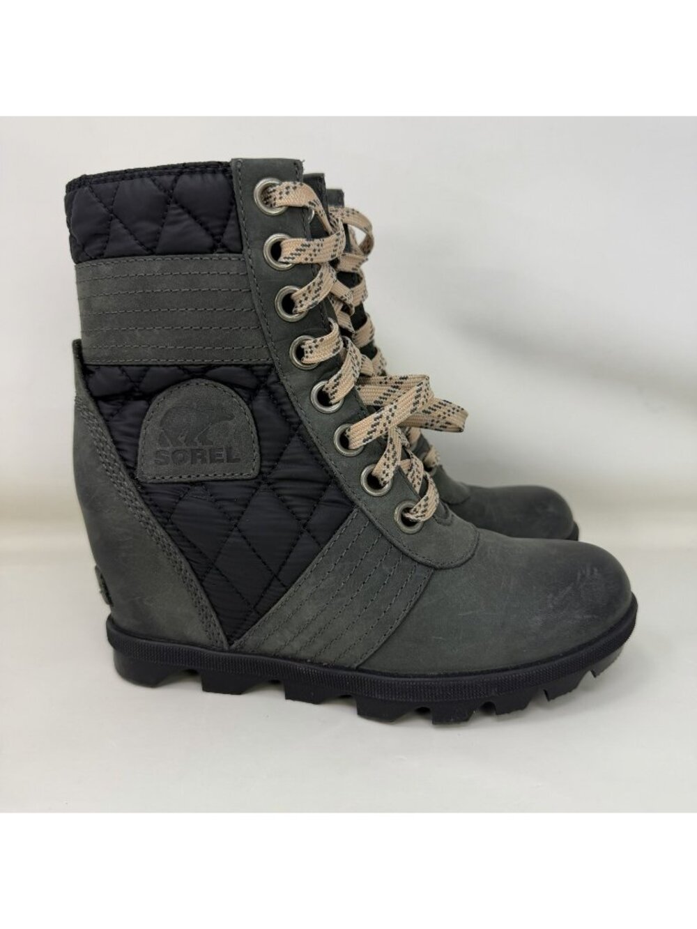 Sorel Lexie Joan Of Arctic Quilted Wedge Booties Green Black Women’s Size 5